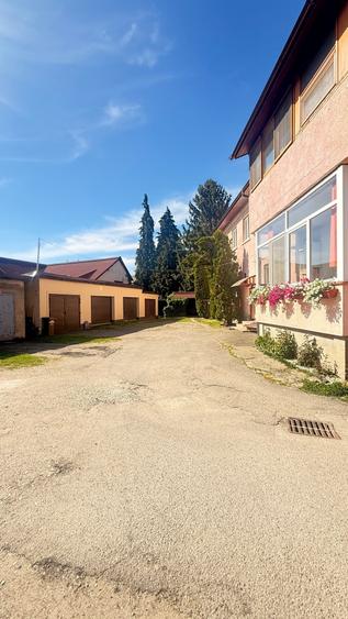 Apartament cu 3 camere decomandat în Orașul Vechi