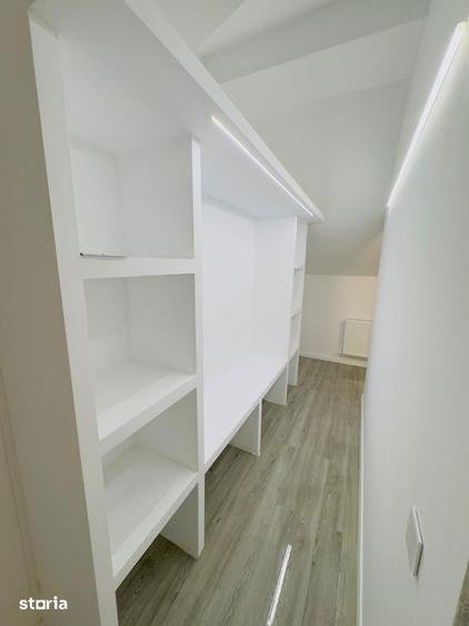 Casă cu 4 camere cu Teren 200 Mp în Central