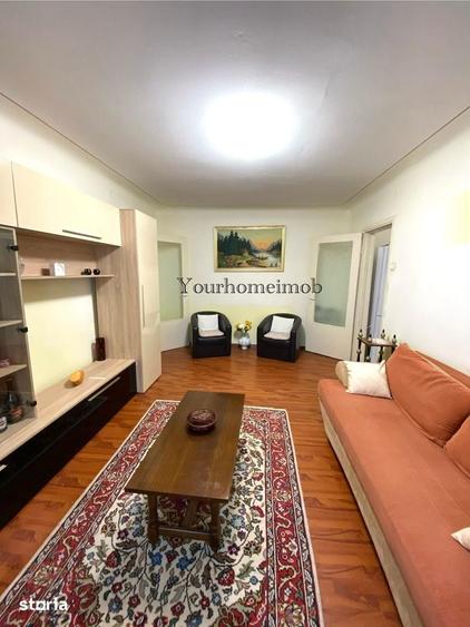 Apartament cu 2 camere semidecomandat în Craiovița Nouă