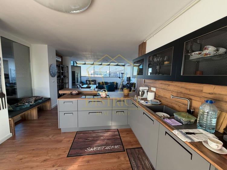 Apartament cu 3 camere decomandat în Torontalului