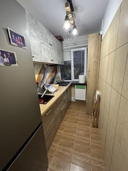 Apartament cu 3 camere în Tomis Nord