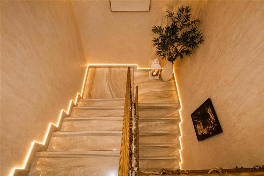 Casă individuală cu 4 camere cu Teren 249 Mp în Central