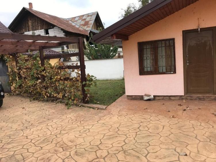 Casă individuală cu 5 camere cu Garaj în Vlădeni