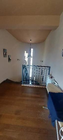 Casă cu 7 camere cu Teren 1000 Mp în Crișan