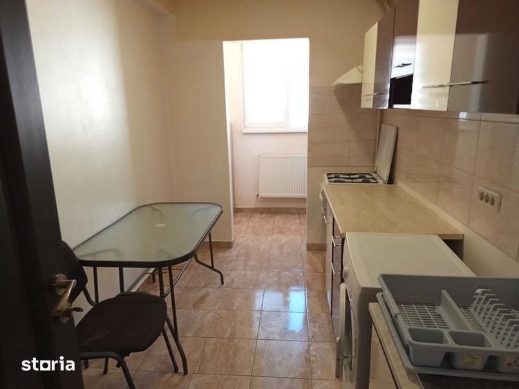 2 camere metrou leonida - 1