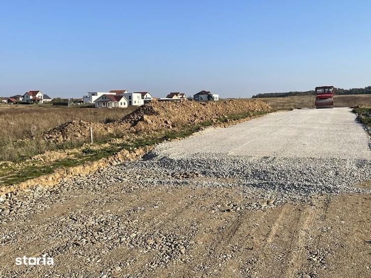 Teren de 501 mp, în Sânmartin