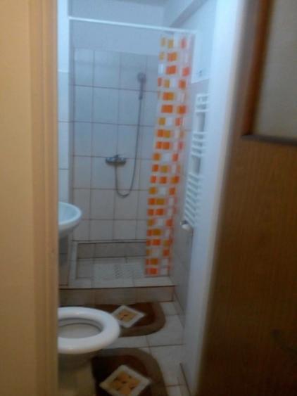 Garsonieră decomandată în Craiovei