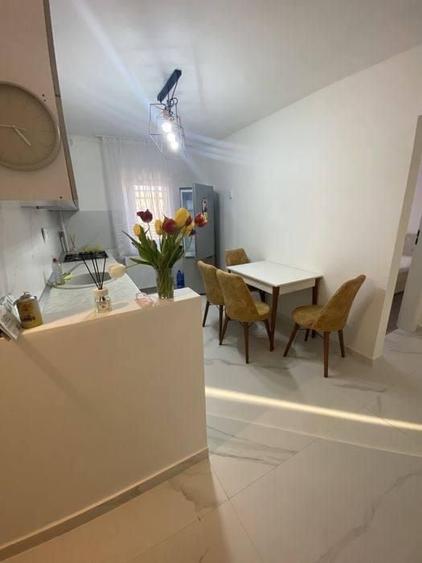 Apartament cu 2 camere decomandat, mobilat în Sălaj — fotografia 2