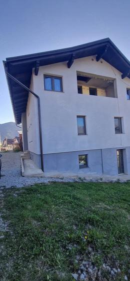 Casă cu Teren 7 Mp în Rodna