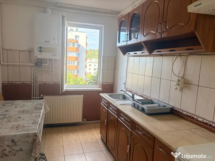 Apartament cu 2 camere decomandat în Tudor