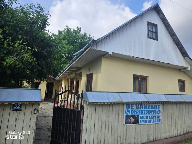 Casă cu 4 camere în Păstrăveni