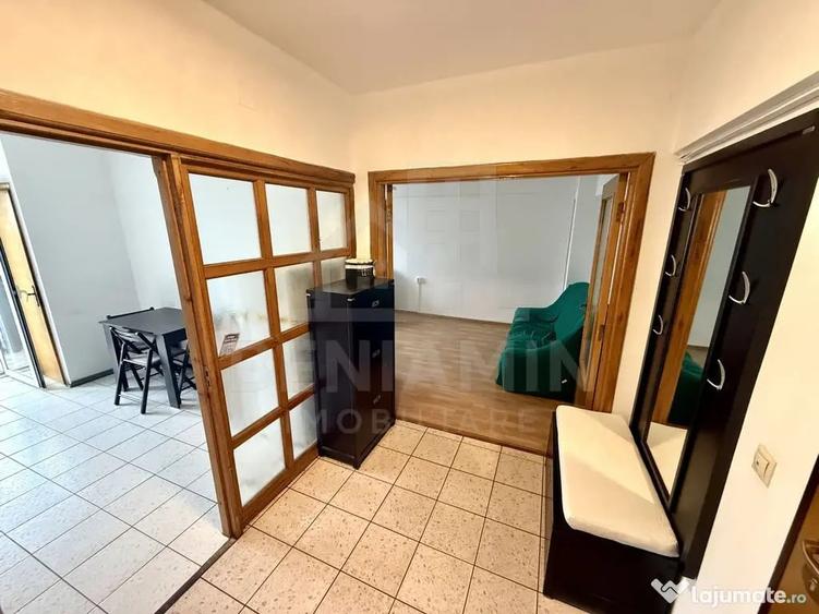 Apartament cu 3 camere decomandat în Central