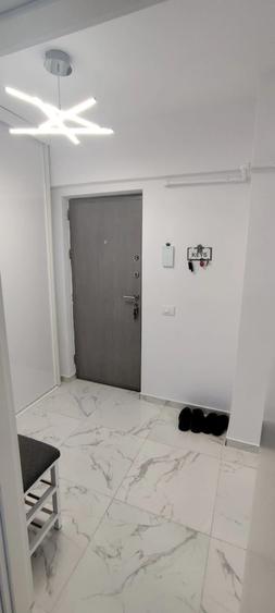 Apartament cu 2 camere decomandat, mobilat în Vișani
