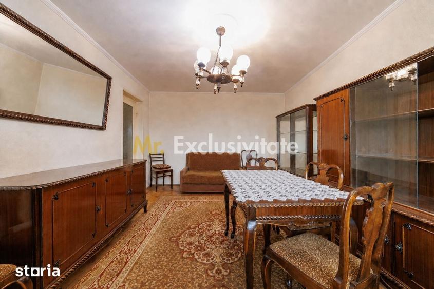 Apartament cu 3 camere în Craiovei