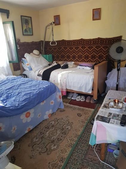 Casă cu 2 camere cu Teren 1734 Mp în Central