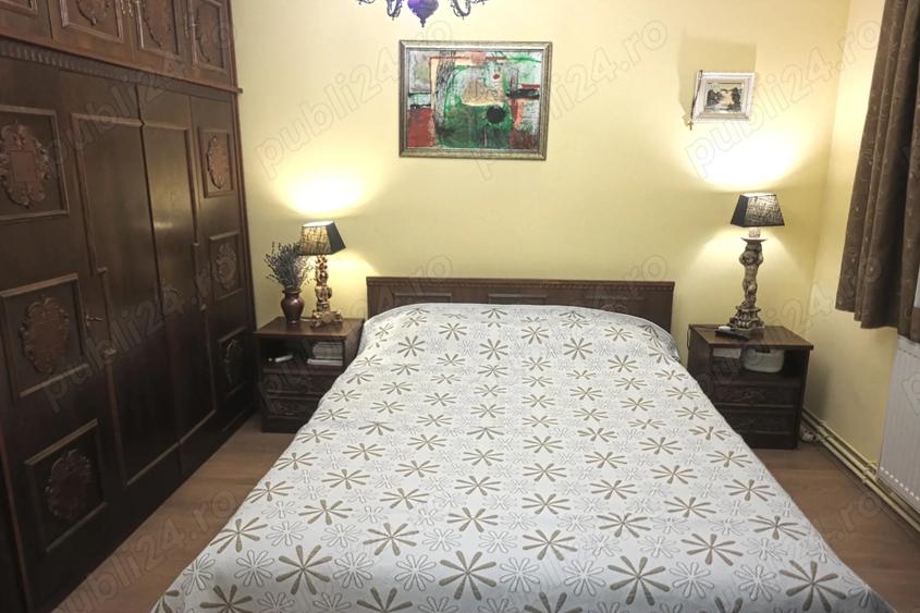 Apartament cu 5 camere decomandat, mobilat în Aurel Vlaicu
