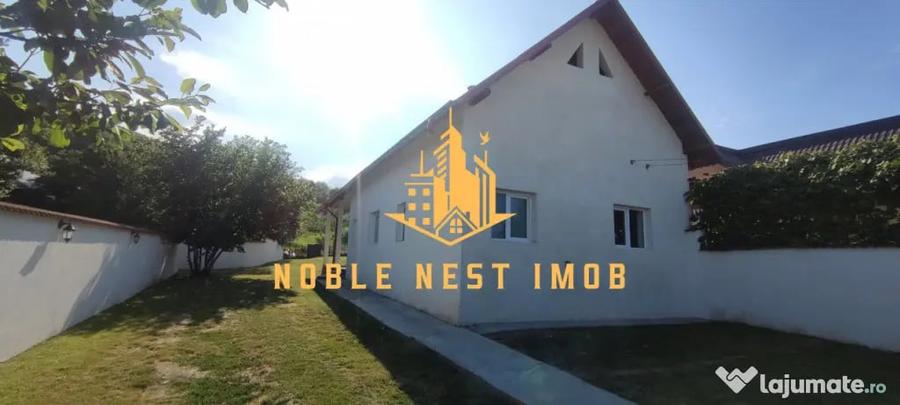 Casă cu 5 camere cu Teren 2500 Mp în Central