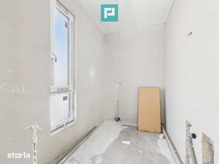 Casă cu 6 camere cu Teren 464 Mp în Pârneava
