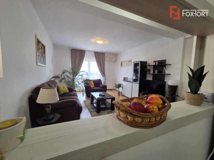 Apartament cu 2 camere decomandat în Subcetate