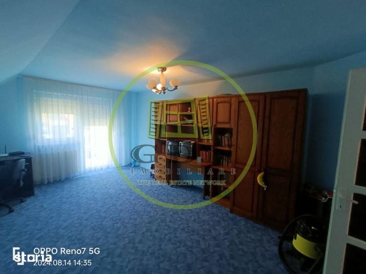 Casă cu 6 camere cu Teren 550 Mp în Central