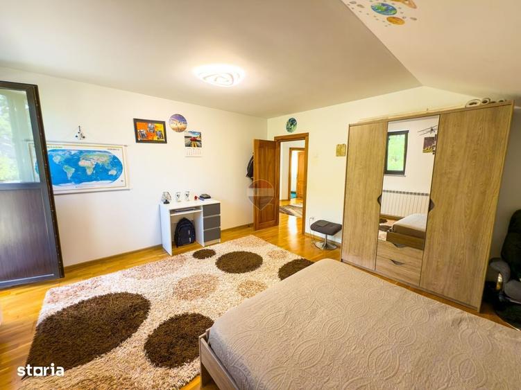 Casă cu 4 camere în Flondora