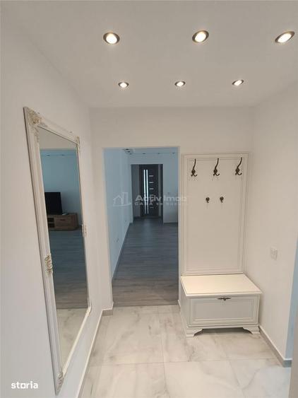 Apartament cu 2 camere, mobilat în Romană