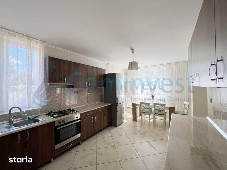 Casă cu 5 camere cu Teren 572 Mp în Sântandrei