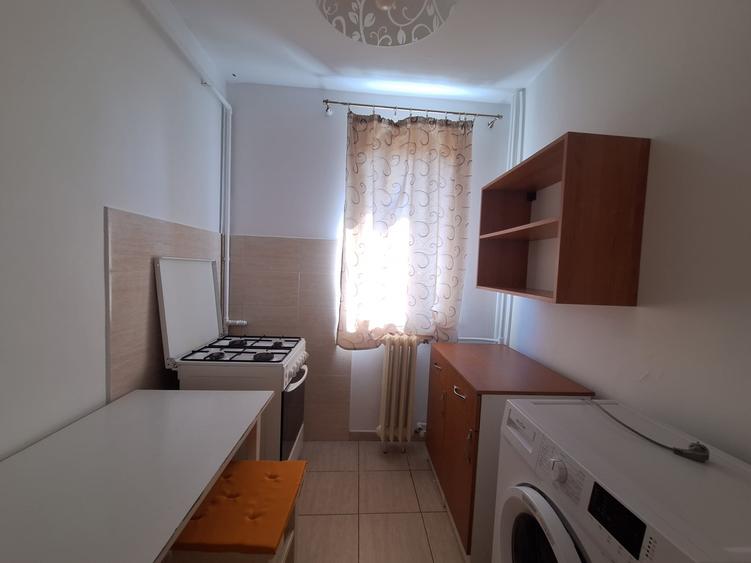 Apartament cu 2 camere decomandat, mobilat în Șagului
