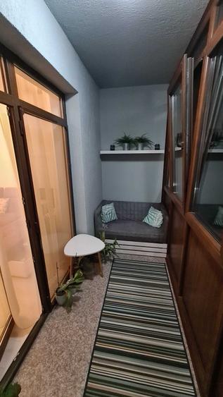 Apartament cu 2 camere decomandat în Exterior Vest
