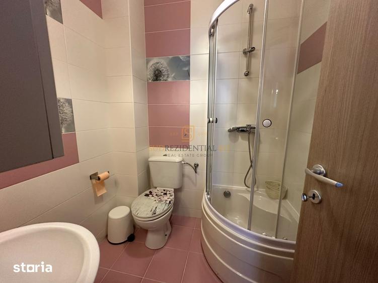Casă cu 4 camere cu Teren 120 Mp în Central