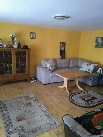 Casă cu 3 camere cu Teren 100 Mp în Măceșu de Jos