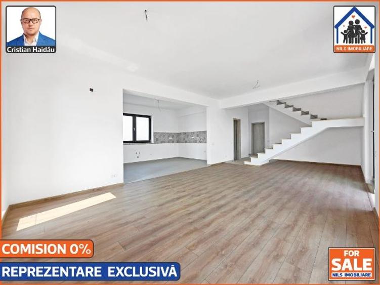 Casă cu 5 camere cu Canalizare în Domnești