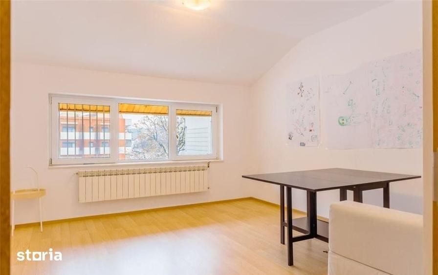 Casă cu Teren 480 Mp în Grivița