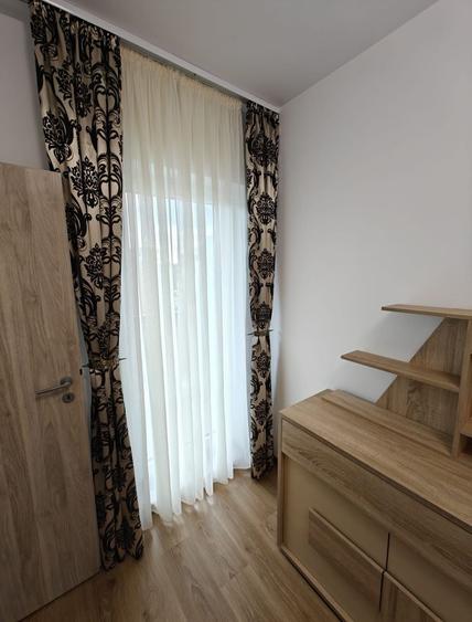 Apartament cu 2 camere decomandat în Berceni