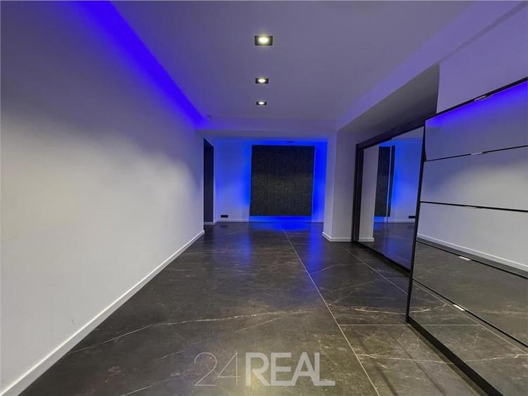Apartament cu 2 camere decomandat în Tei