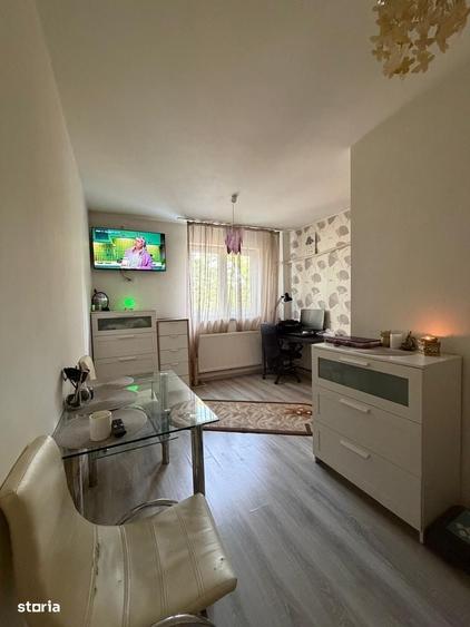 Apartament cu 2 camere decomandat în Gorjului