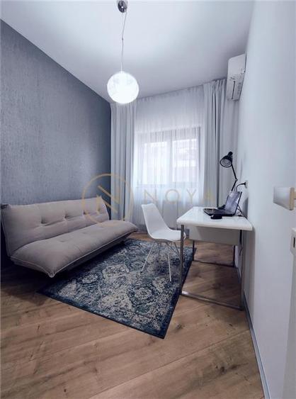 Apartament cu 3 camere semidecomandat, mobilat în Pipera