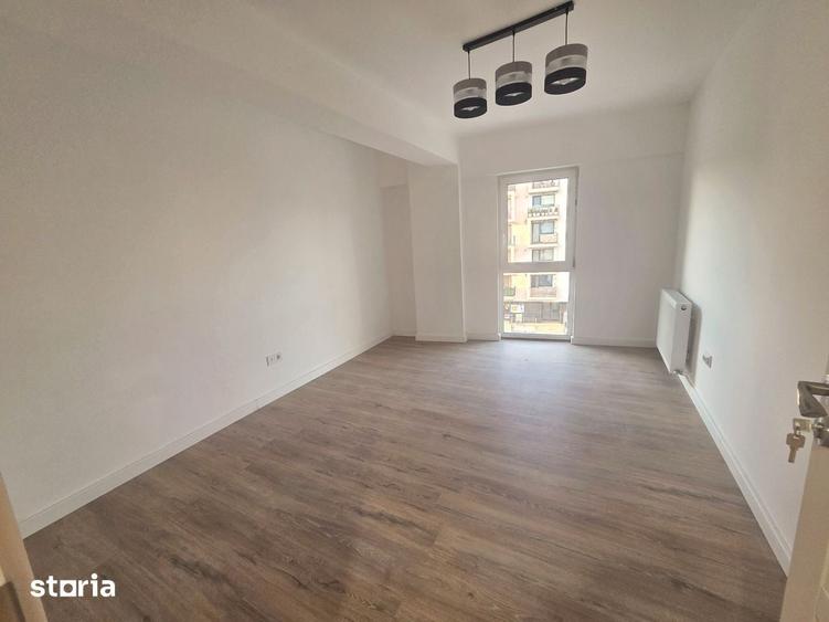 Apartament cu 3 camere decomandat în Dâmbul Rotund