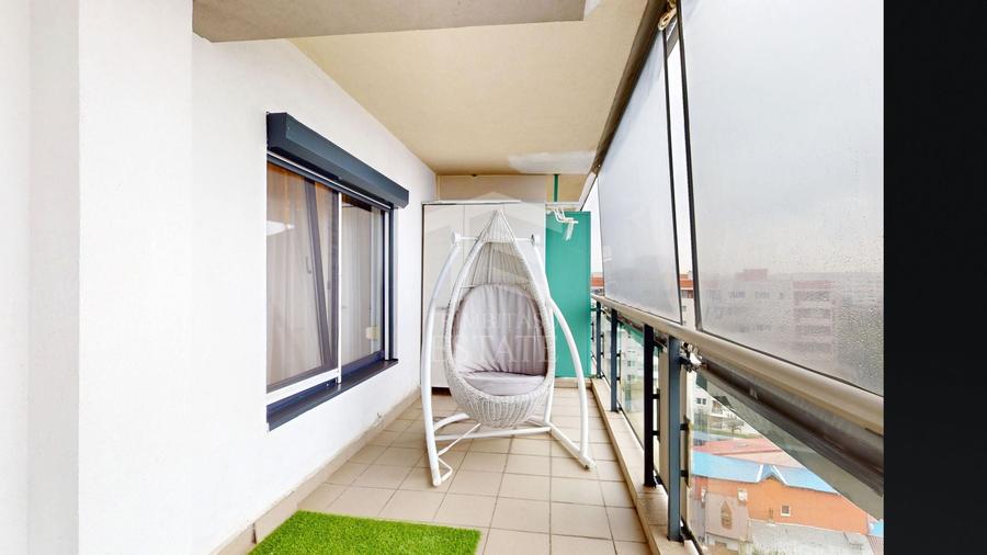Apartament cu 3 camere semidecomandat, mobilat în Baba Novac