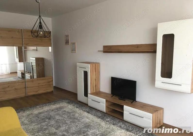 Garsonieră decomandată în Brâncoveanu