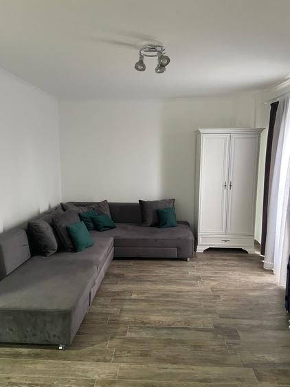 Apartament cu 2 camere decomandat în Budai