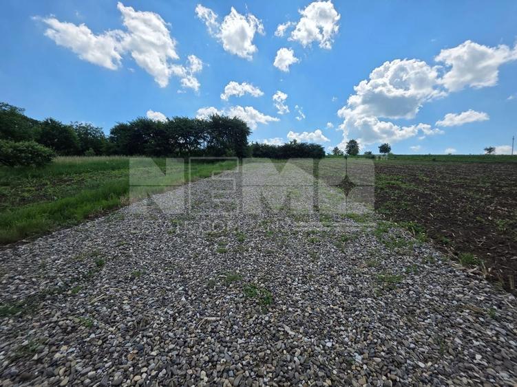 Teren Construcții intravilan de 2082 mp, în Sfântu Ilie