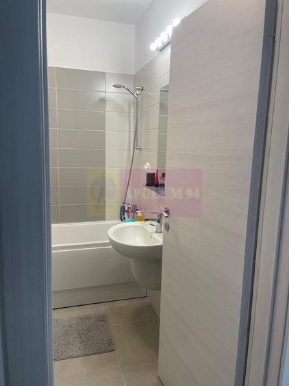 Apartament cu 2 camere semidecomandat, mobilat în Prelungirea Ghencea