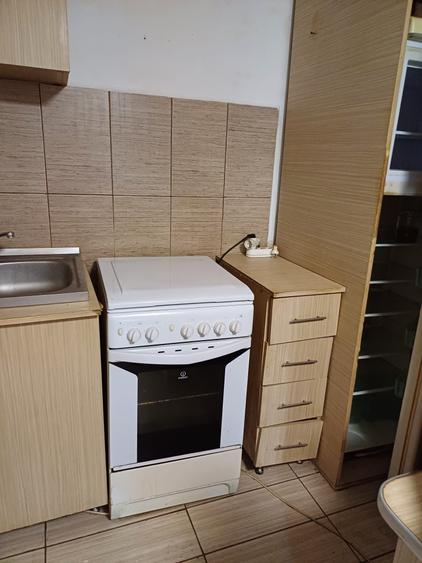 Casă cu 2 camere în Central
