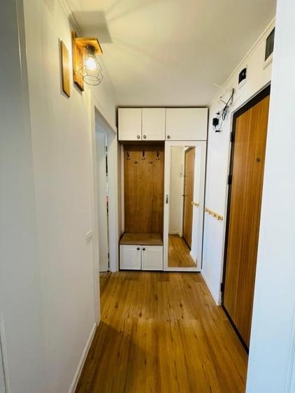 Apartament cu 2 camere semidecomandat, mobilat în Spitalul Județean