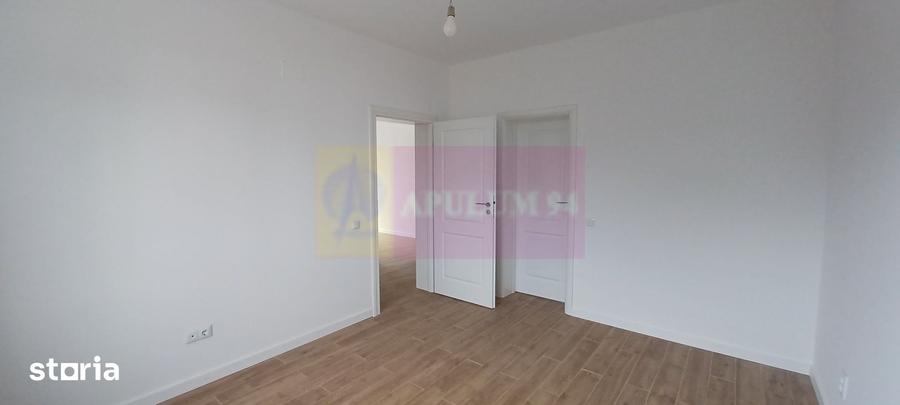 Casă cu 3 camere cu Teren 450 Mp în Săbăreni