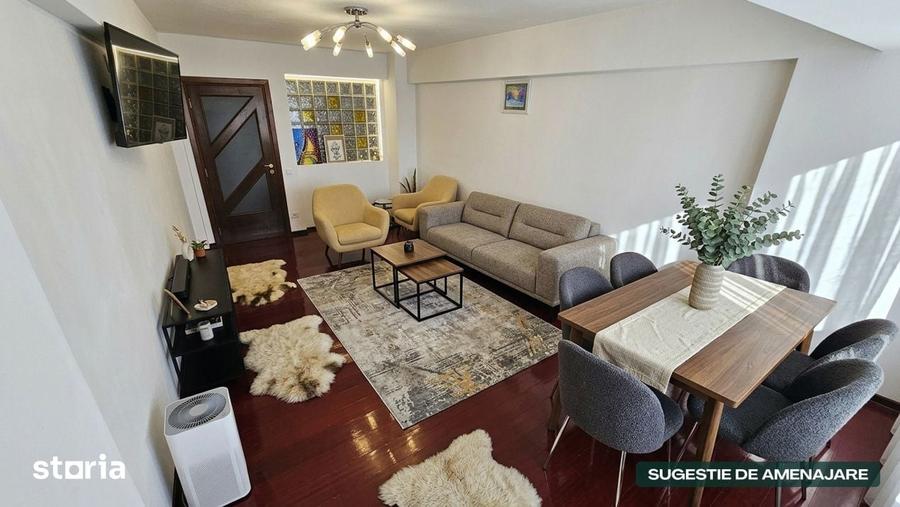 Casă cu 5 camere cu Teren 100 Mp în Central