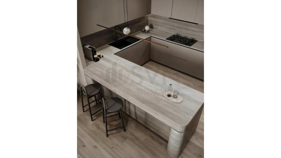 Apartament cu 3 camere semidecomandat în Eminescu