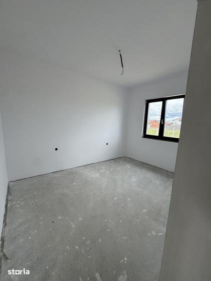 Casă cu 3 camere cu Teren 650 Mp în Odoreu