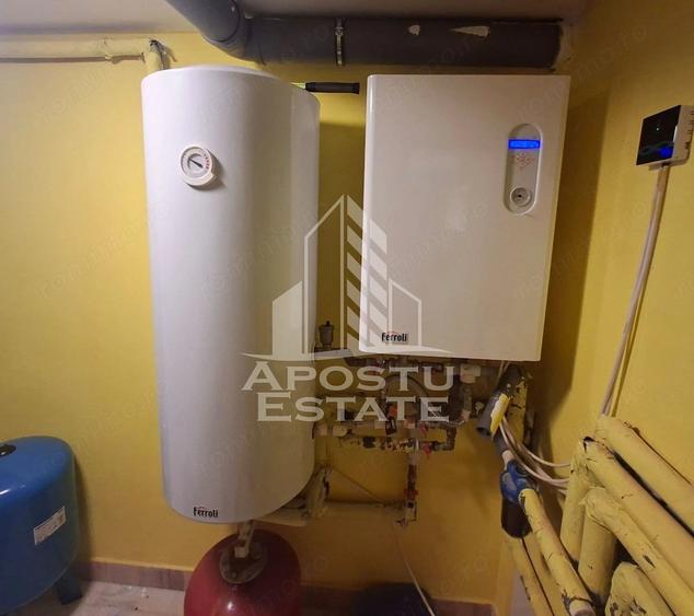 Casă cu 5 camere în Vladimirescu